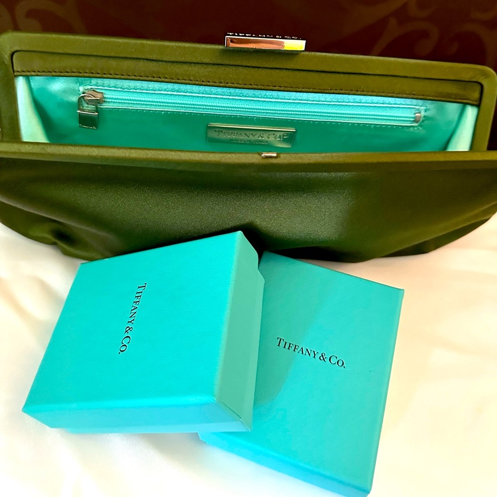 NWOB Vintage Tiffany & Co. green silk clutch